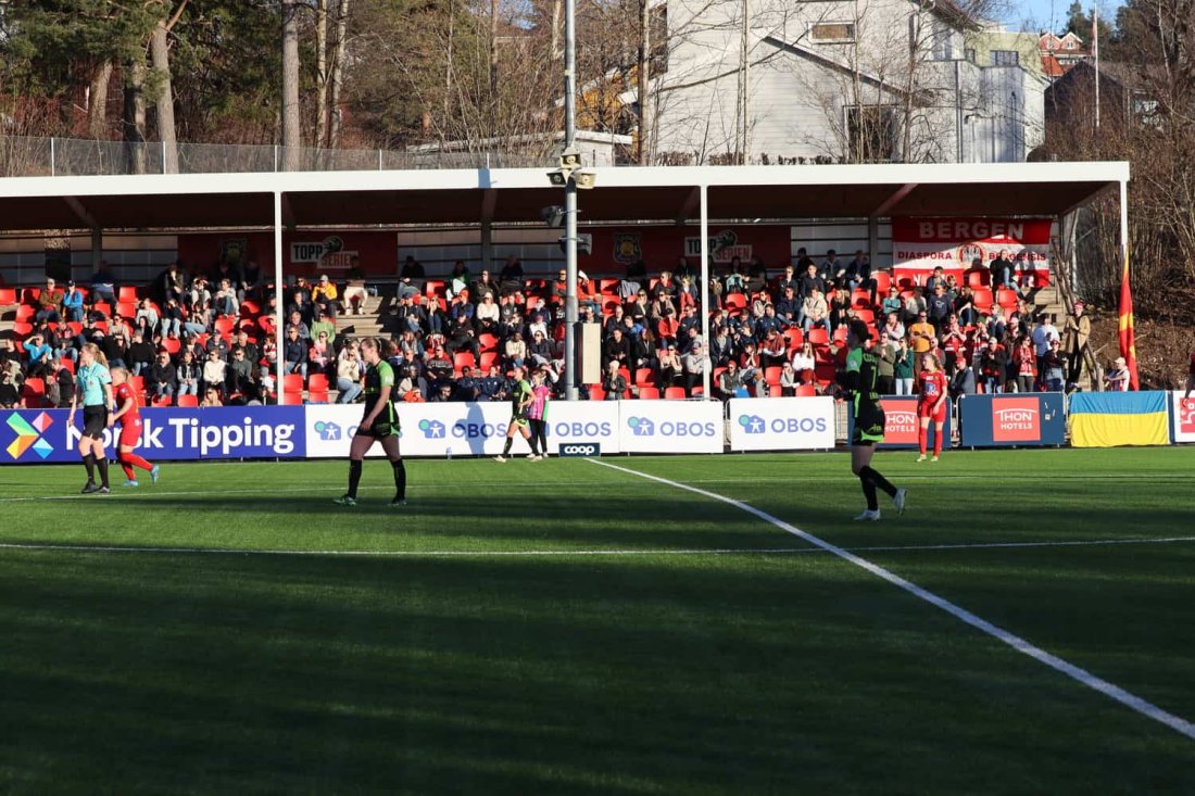 Tribune_Roa_Brann_Fint_Bruk_220321.jpg