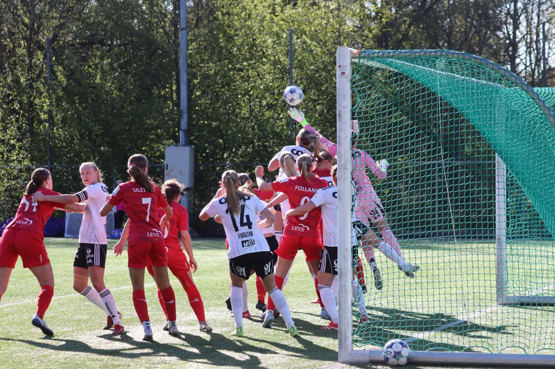 RFE_Rosenborg_RBK_250426_Erling_Lokken_Press_RBKmaalet_Rulyte_Redning.JPG