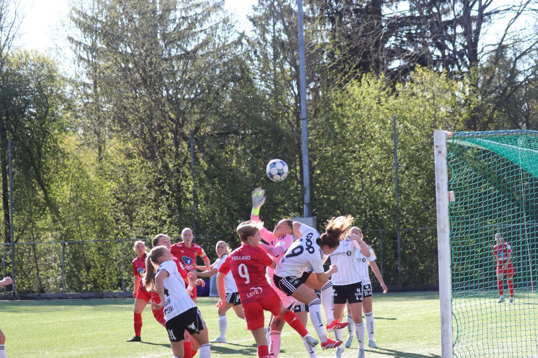 RFE_Rosenborg_RBK_250426_Erling_Lokken_RBKmaalet_press_Rulyteredning.JPG