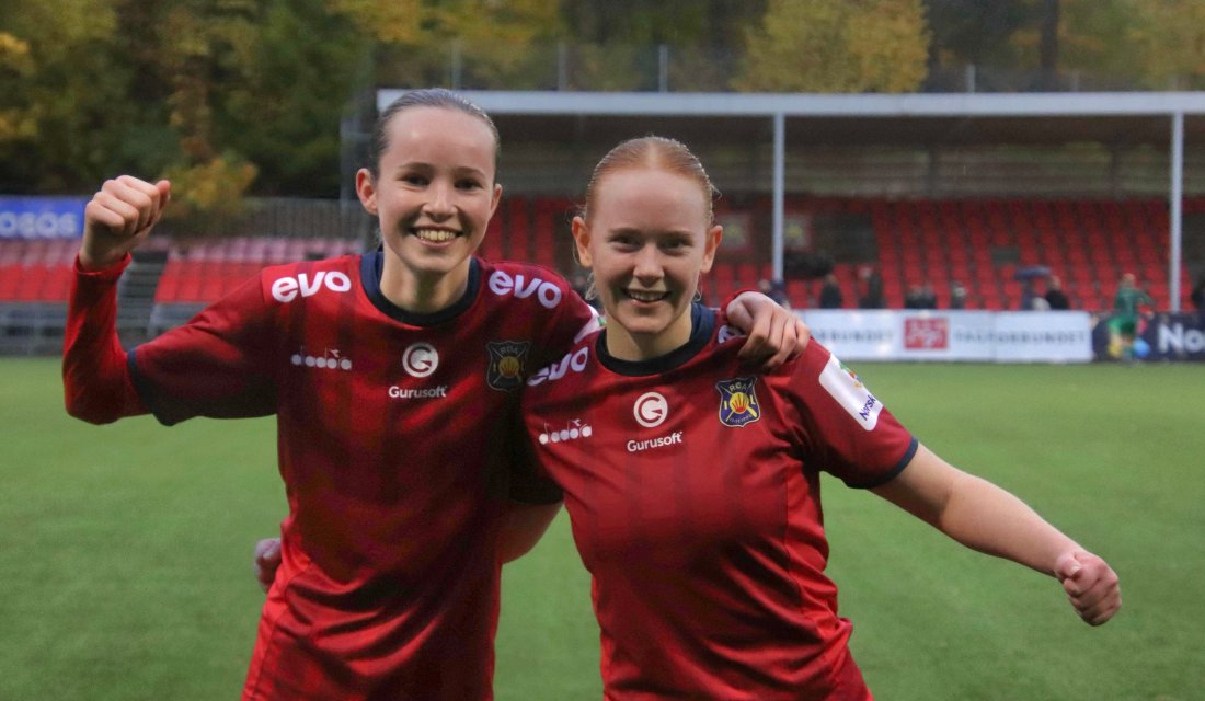 To glade målskårere etter kampslutt.&nbsp;<br />Foto: Kristina Frislid