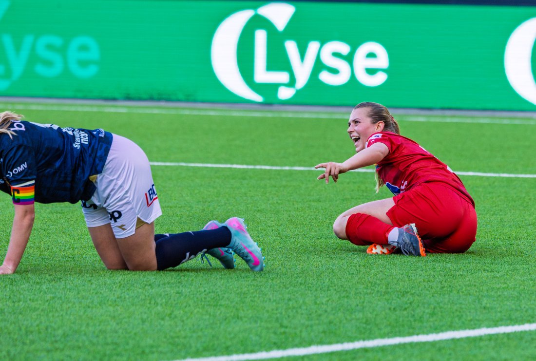RFE_Viking_RFE_250507_Eirik_Tjørhom@Arenabilder_Kaia_Elverum_Felling_Vikingkaptein.jpg