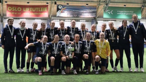 Oslomestere 2025 - J19 holder nullen, skårer fem og vinner finalen